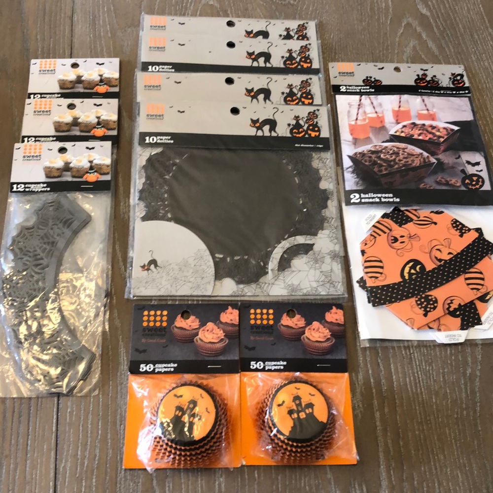 Sweet creations by Good cook Halloween bundle